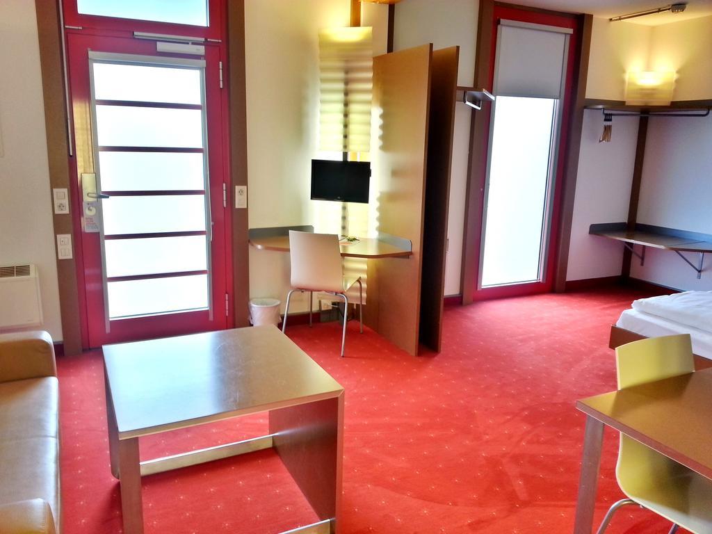 Orange Wings Krems Hotel Ruang foto